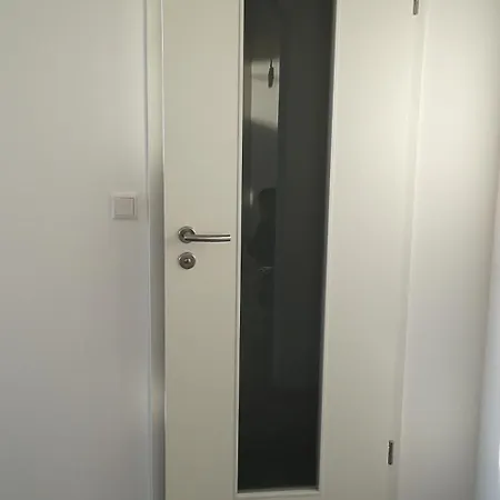 Appartment 公寓 *